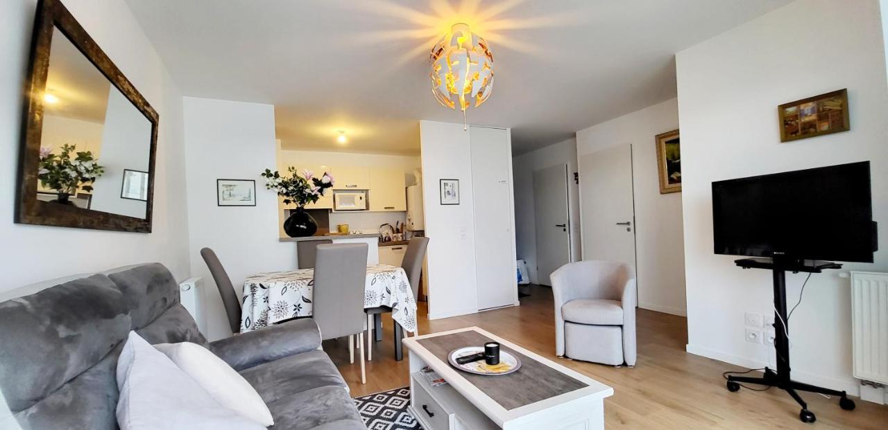 Appartement Moderne Finement Decore Avec Balcon A Vannes Centre Eksteriør billede